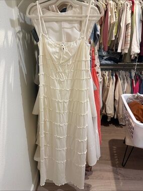 NEVER WORN H&M Cream Tiered Maxi Dress with Spaghetti Straps